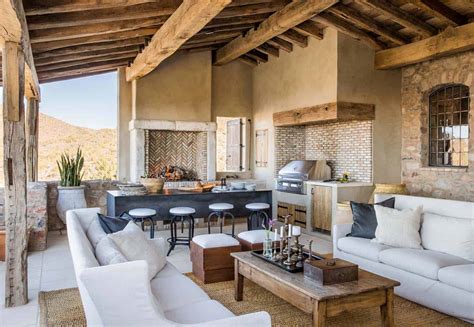 Mediterranean Style Dream Home With Rustic Interiors In The Arizona Desert