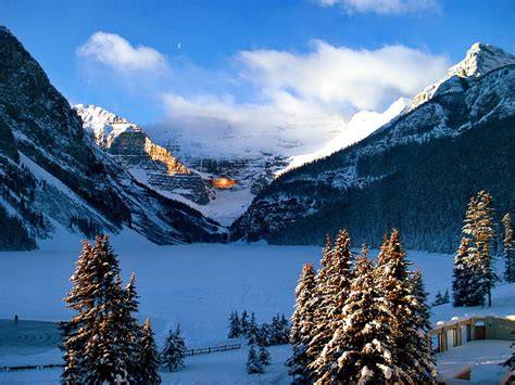 Lake Louise In Winter Rocks Bonito Clouds Cold Mountain Louise