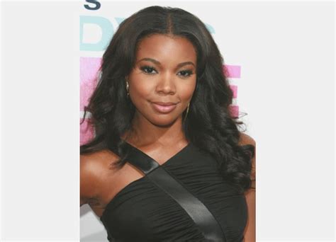 Gabrielle Union Long Layered Black Hair With Curls And Parted In The