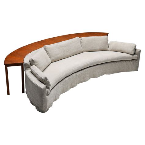 Canapéset à Trois Places Incurvé De Style Adrian Pearsall Moderne Du