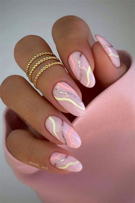 Best Trendy Almond Shaped Nails To Try In These Summer
