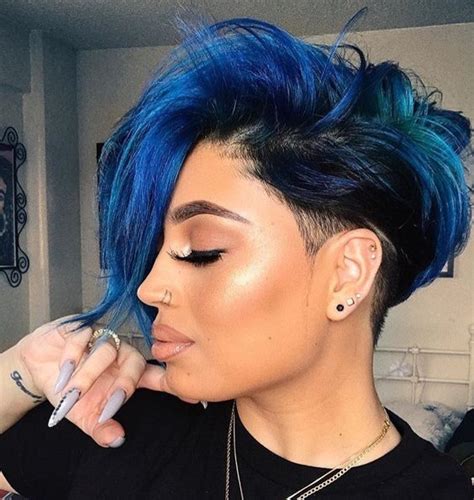 Co Sądzisz O Niebieskich Włosach Blog Hairstore Short Blue Hair