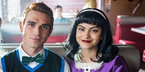 Veronica Needs To Let Archie Go Armessa Movie News Armessa