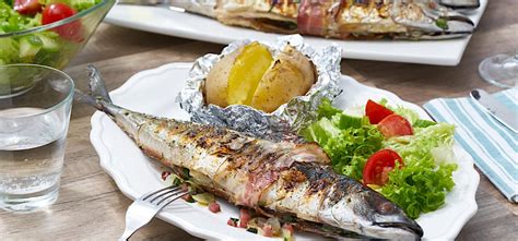 Grilling fish in the bbq, oven, pan and stove top. Gefüllte Forellen vom Grill | maggi.de