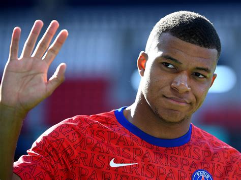 1.78 m (5 ft 10 in) playing position(s): Kylian Mbappe confirms he will be at PSG next season 'no matter what' | The Independent ...