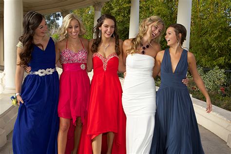 Page 4 Of 23 Most Inappropriate Prom Dresses Of 2014