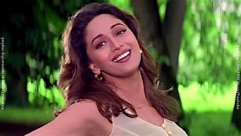 Madhuri Dixit From Dil To Pagal Hai Movie 957x541 Wallpaper