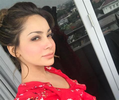 Is a premier jeweller with international standing that heralds a unique brand concept as. Malaysian Actress to Star in Marvel Film, Will Undergo ...