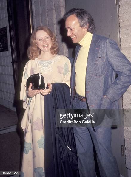 actress piper laurie and husband joe morgenstern attend the academy nachrichtenfoto getty