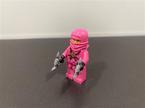 Lego Ninjago Minifigur Zane Avatar Pink Kaufen Auf Ricardo