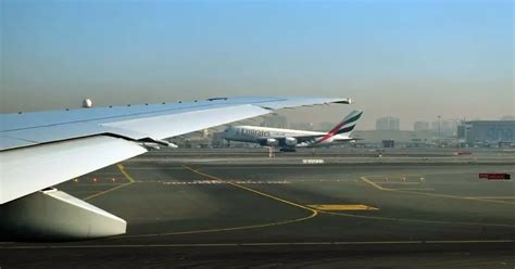 Dubai Airport Reopens Southern Runway Dubai Ofw