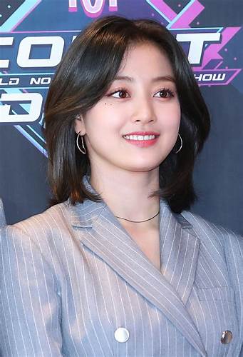 TWICE's Jihyo shares her shocking realization that NMIXX's Kyujin was Картинка - TWICE's Jihyo shares her shocking realization that NMIXX's Kyujin was