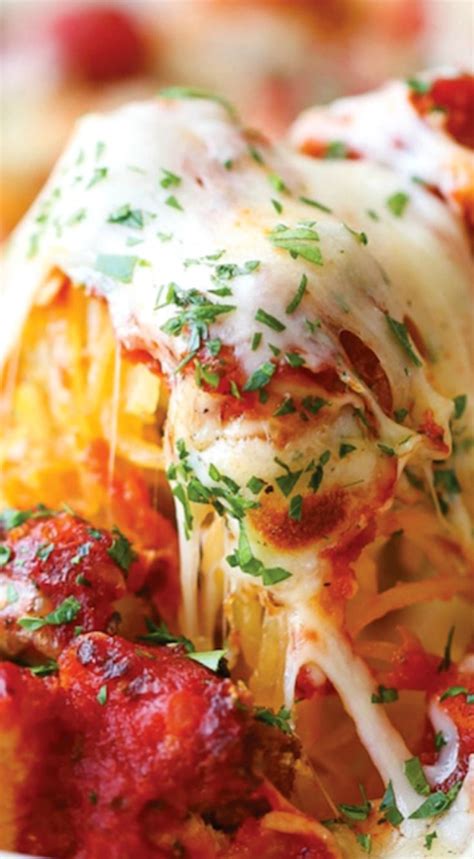 Chicken parmesan stuffed spaghetti squash is a much healthier but still delicious version of your favorite chicken parm. Pin on ♥ Scrumptious Good Eats... Deliciousness of All Kinds