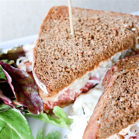 Reuben Sandwich With Thousand Island Dressing Oxbow Tavern