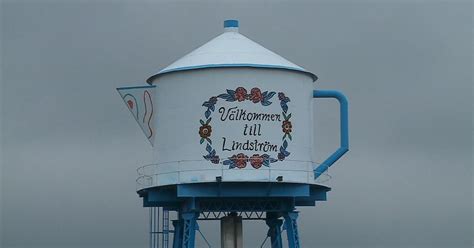 Finding Minnesota Lindstroms Famous Water Tower Cbs Minnesota