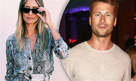 Extra Tv Host Renee Bargh Goes On Romantic Mexican Getaway