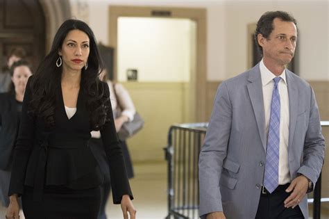 see anthony weiner and huma abedin appear together in divorce court