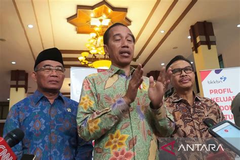 No Sex Recession In Indonesia President Jokowi Antara News