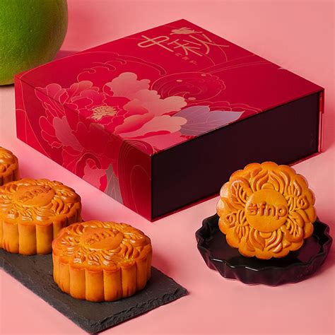 Pure Lotus Paste Mooncakes And Pomelo Delivery In Singapore Fnp Sg