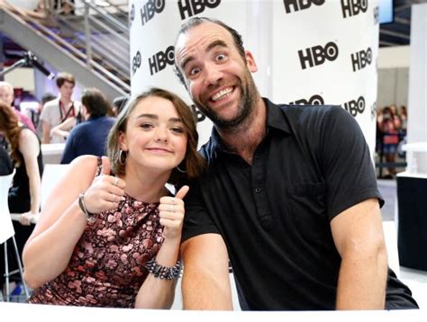 Maisie Williams And Rory Mccann Rory Mccann Game Of Thrones Cast