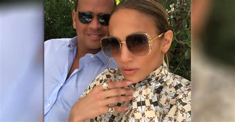 Nuevas Fotos De Jennifer Lopez Y Alex Rodríguez Derrochando Amor En París
