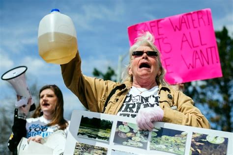 Flint Water Crisis 6 Things To Know About The Toxic Taps Cbc News