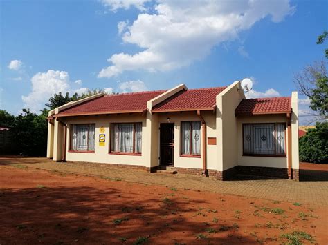 We did not find results for: 3 Bedroom House to Rent in Geelhoutpark | Rustenburg ...