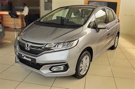 Honda jazz features a range of engine, including 1.2 l and 1.4 l petrol options. 2020 Honda Jazz price, variants explained - Autocar India