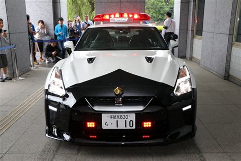 Japan Now Has One Of The Fastest Police Cars In Service Carguideph