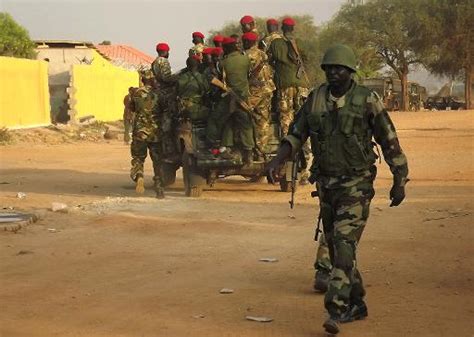 S Sudan Government Retakes Oil City Rebels Vow To Fight On