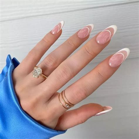25 Of The Best Natural Nail Designs For The Manicure Minimalist Gel