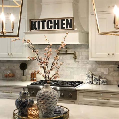 45 Best Kitchen Wall Decor Ideas And Designs For 2021