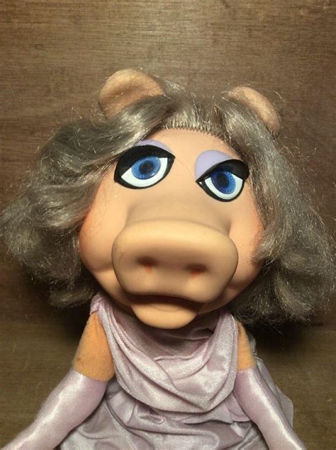 Vintage Muppets Miss Piggy Hand Puppet Fisher Price 855 Jim Henson Doll