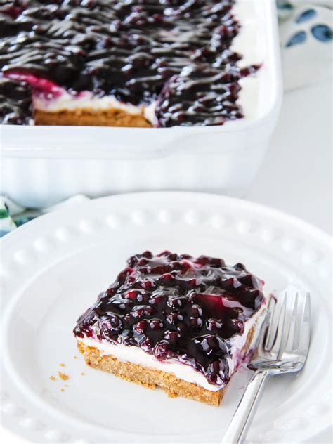 Easy No Bake Blueberry Cheesecake Dessert A Pretty Life In The Suburbs