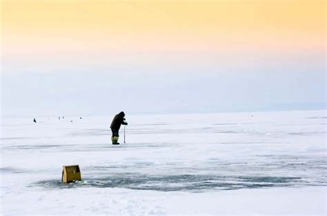 All About Ice Fishing In Maine 8 Lakes Plus Tips And Tricks