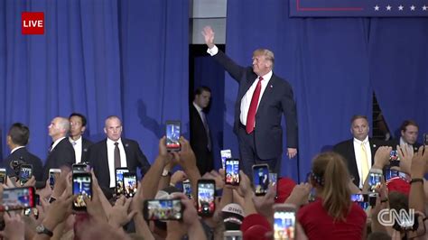 live trump holds ohio rally