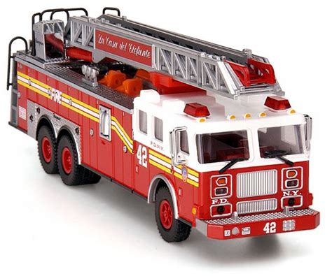 Code 3 Fdny Seagrave Rear Mount Ladder 42 12722