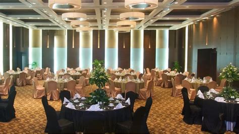 Yes, swiss inn kuala lumpur offers an airport shuttle for guests. Holiday Inn Glenmarie | Wedding venues in Kuala Lumpur ...