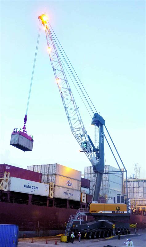 Liebherr Mobile Harbour Crane Bound For Australia Container Management