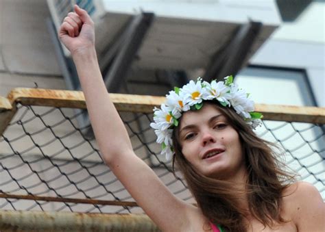 Hallan Muerta En Par S A Cofundadora Del Grupo Feminista Femen