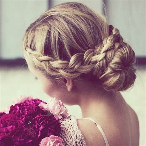 Le Chignon Tressé 35 Idées Qui Vont Vous Charmer