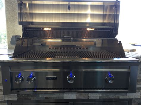 Quality performance by design premium grills from $2,399 to $6,099 for 30 years, lynx has built one of the best grills on the market and are. Lynx L42PSR Gas Grill Review - BBQ Depot