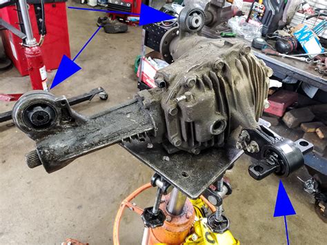 2005 Jeep Grand Cherokee Front Differential Mount Replacement Pawlik