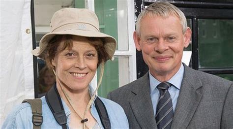 Sigourney Weaver Guest Stars On Doc Martin Front Row Features