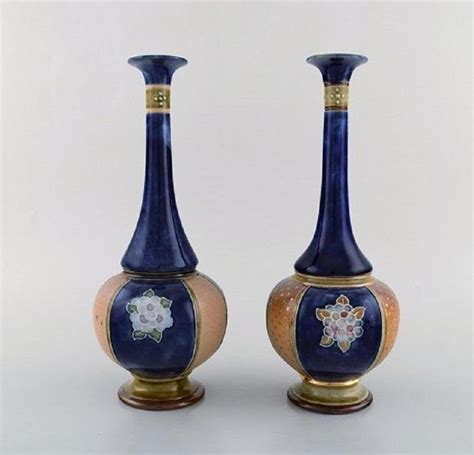 Art Nouveau Narrow Necked Vases From Royal Doulton England Set Of 2 For Sale At Pamono