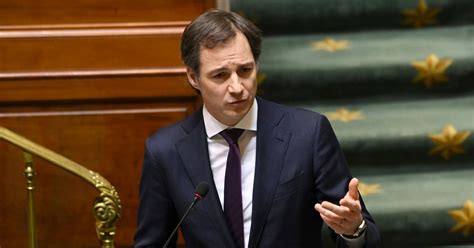 Alexander de croo is deputy prime minister and minister for development cooperation, digital agenda, post and telecommunications in belgium. Hausse des chiffres, variants: Alexander De Croo appelle ...