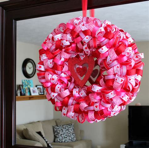 Ladditude Valentines Ribbon Wreath