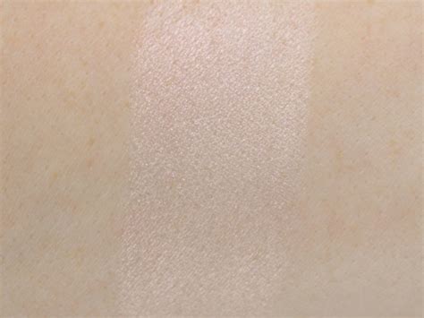 Dior Diorskin Nude Air Glowing Gardens Illuminating Powder In Glowing Pink Review