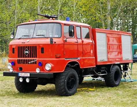 Ifa W50 Deutsche Demokratische Republik Feuerwehr Fahrzeuge Feuerwehr Ddr Autos