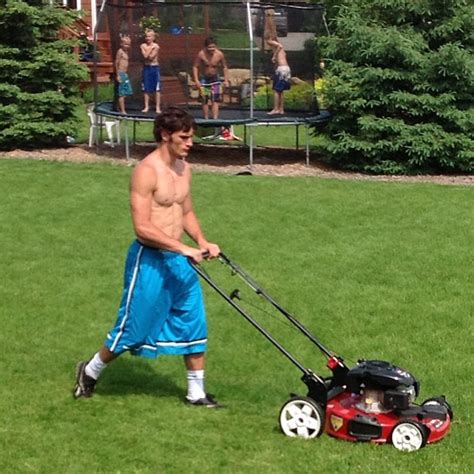 Hot Gardener Lawn Mowing